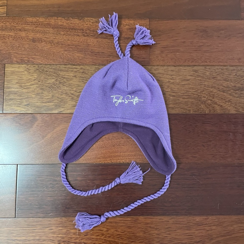 Taylor Swift TS Purple Speak Now Knit Hat Beanie 2010 Tour Merch Ear Flaps B21 - Picture 2 of 7
